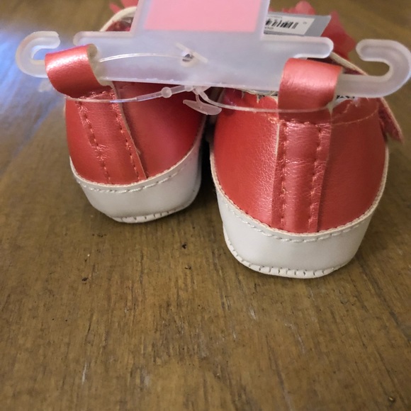 Carter’s NB shoes - Picture 3 of 3